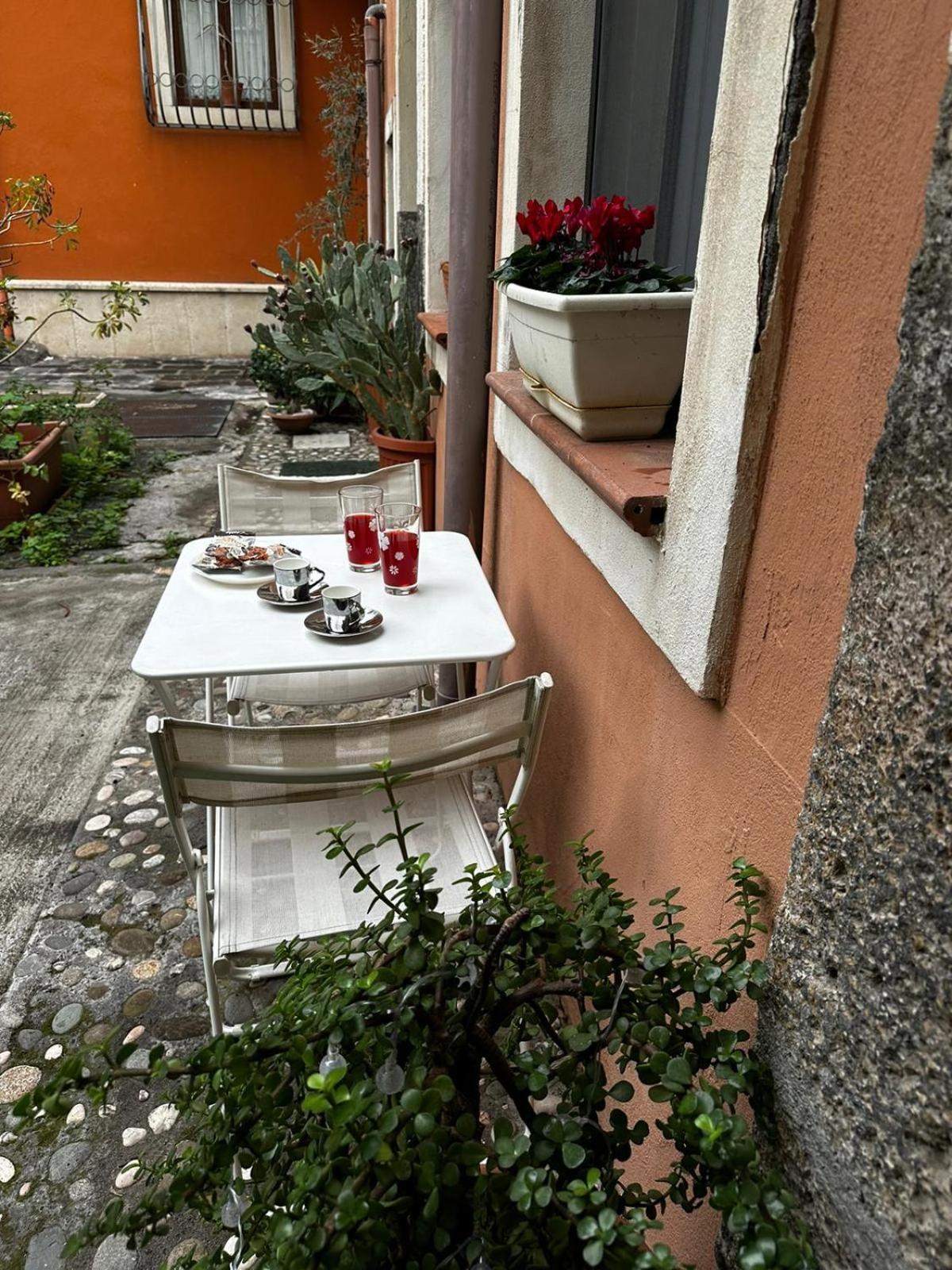 Il Piccolo Loft Villa คาตาเนีย ภายนอก รูปภาพ